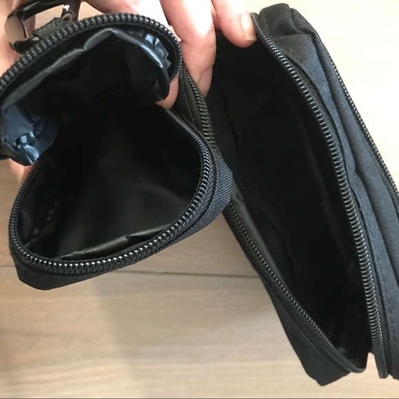 Stussy multi case set 2 Black zipper bags keychain - Picture 3 of 6